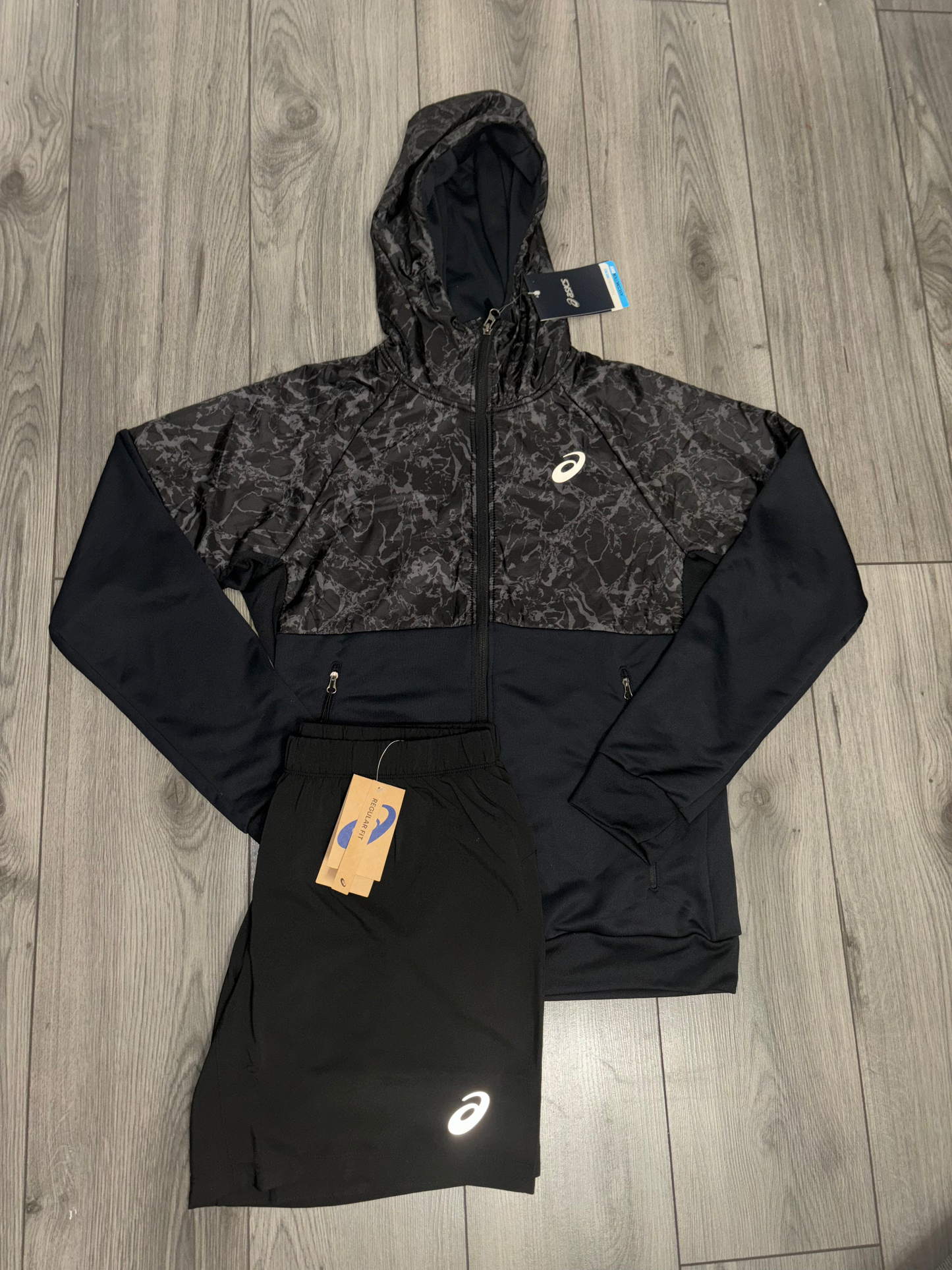 Men's ASICS Graphic Set